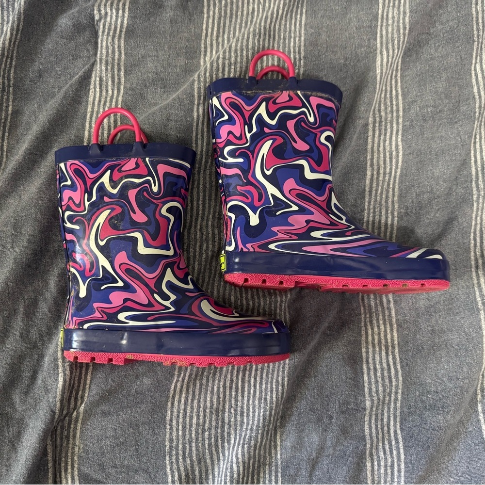 Western Chief Swirl Pattern Kids Boots - Pink and Blue Size 13 Rain Boots